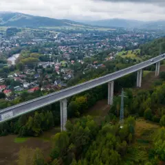 Kto buduje autostrady w Polsce? Kluczowe firmy i ich projekty