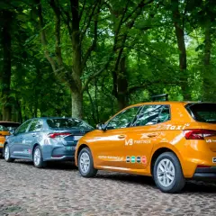 Ile zarabia kierowca Ubera? Zaskakujące fakty o dochodach w Polsce
