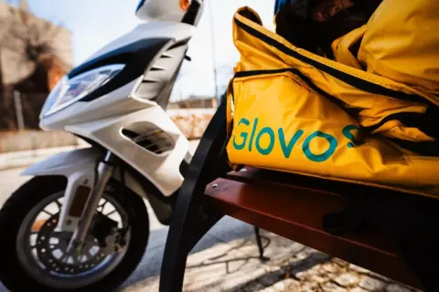Ile zarabia kierowca Glovo? Fakty, które mogą cię zaskoczyć