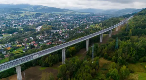 Kto buduje autostrady w Polsce? Kluczowe firmy i ich projekty