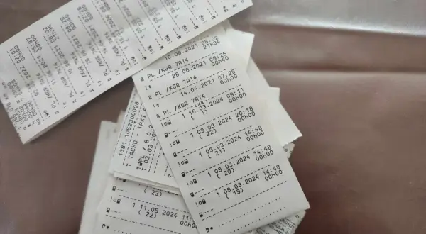 Jak opisać przekroczenie czasu jazdy kierowcy, aby uniknąć kar?