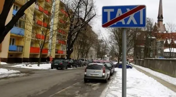 Jak wyliczyć postojowe taxi i uniknąć utraty przychodów
