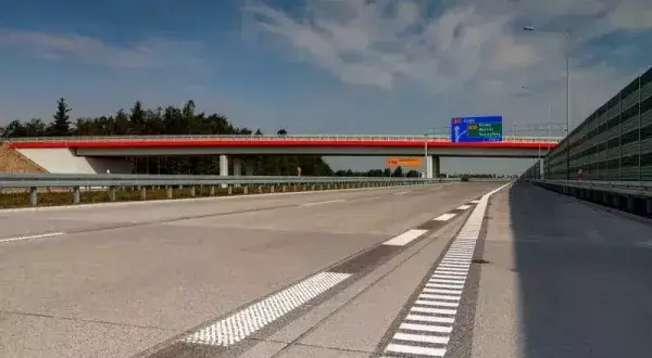 Jakie warunki na autostradzie A1? Uniknij korków i opłat!