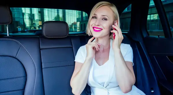 Taxi Lite co to? Poznaj tanią i wygodną usługę transportową