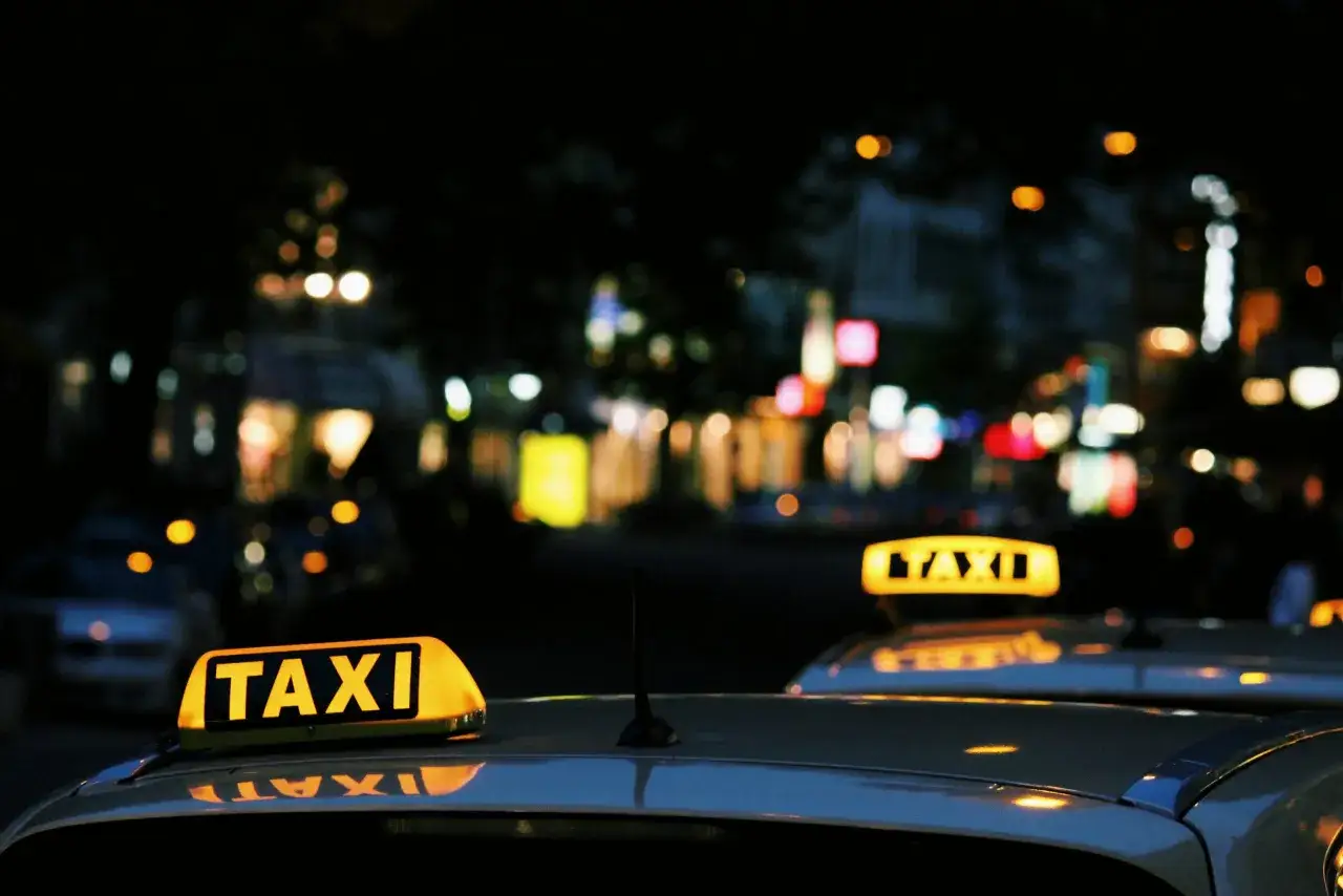 Zdjęcie Jak założyć firmę taxi i uniknąć najczęstszych błędów?