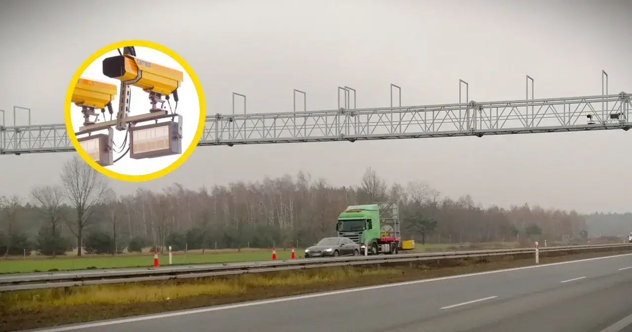 System odcinkowy pomiar prędkości a2 na autostradzie. Kamery monitorują ruch pojazdów.